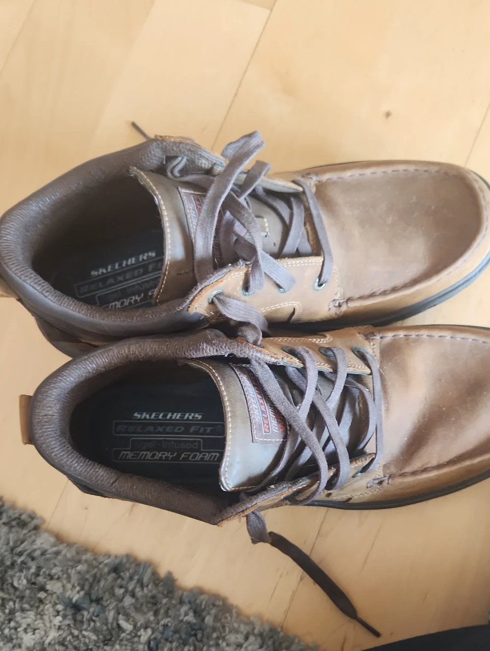 Skechers Men’s Brown Leather Chukka Boots sz 12 waterproof hiking